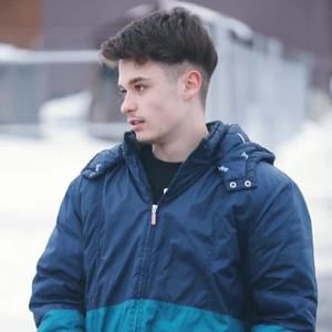 Meet your Posher, Louis